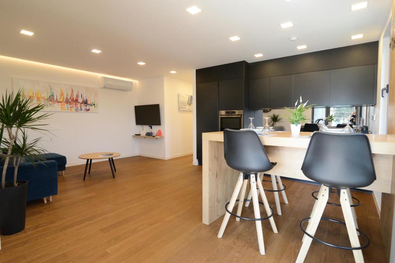 Novi Apartman Beti Blizu Plaze S Besplatnim Parkingom, Puntamika - Appartement *
